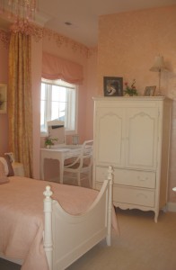 A girl's bedroom.