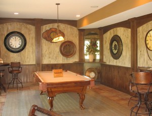 I felt like I had stepped back into a rec room from the 1970s in this lower-level pool room.