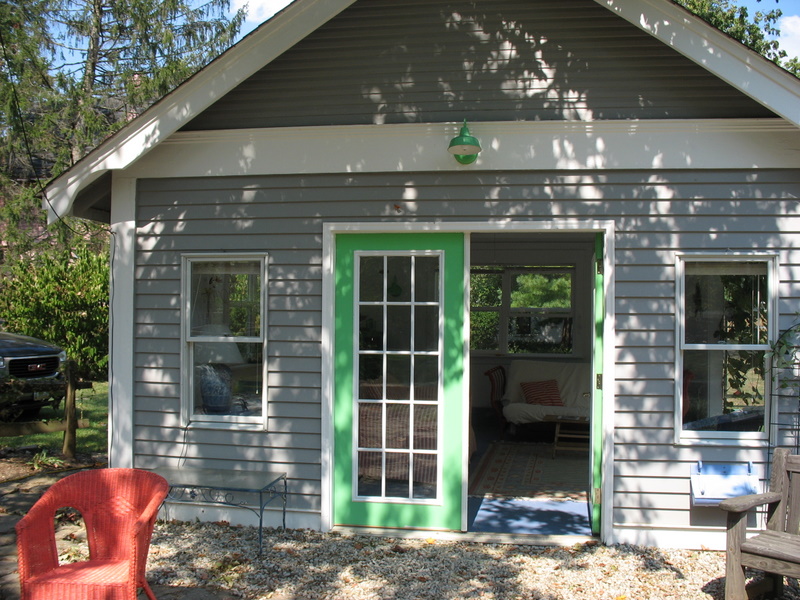 house1guesthouse2