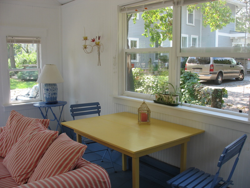 house1guesthouse3