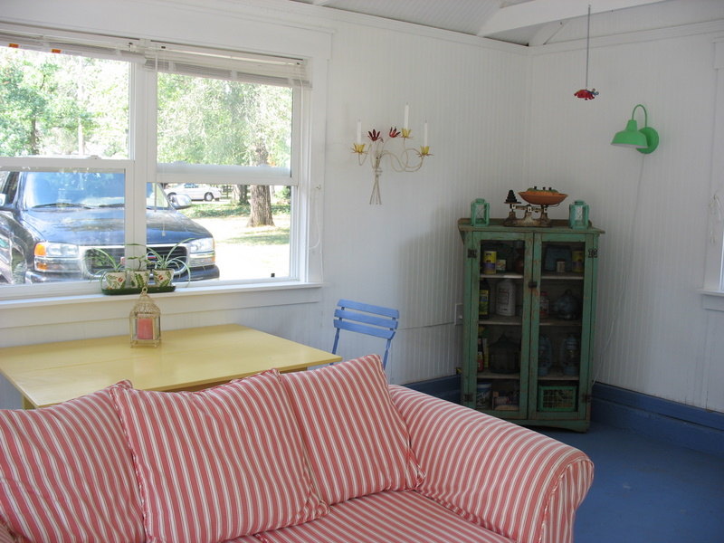 house1guesthouse5
