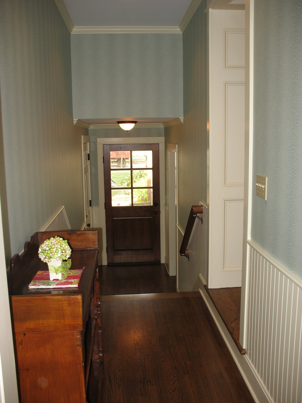 house3backhall