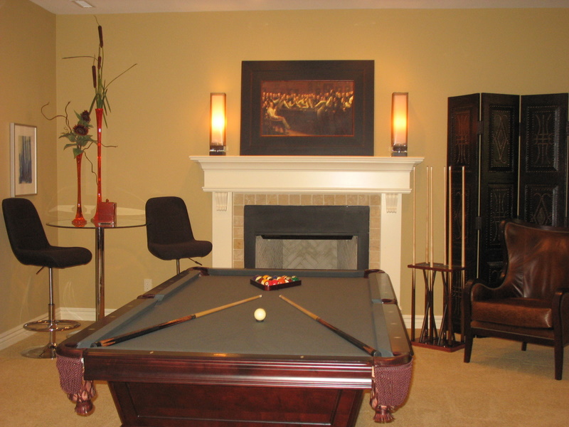 Lower-level pool room.