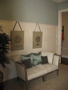Sitting room with piano.