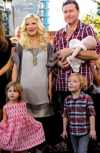 Tori Spelling Dean McDermott Liam Stella Hattie baby