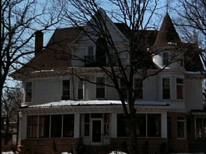 mary-tyler-moore-show-house-ext1 mary-tyler-moore-show-house-ext1