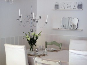 A Beach Cottage tablescape