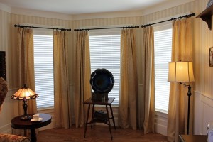 bay window and phonograph 2