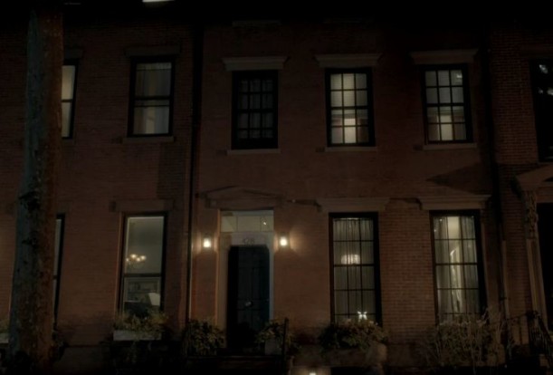 Julia's townhouse exterior-Smash