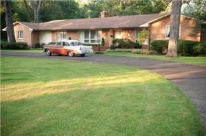 Elizabeth's ranch house in the movie The Help