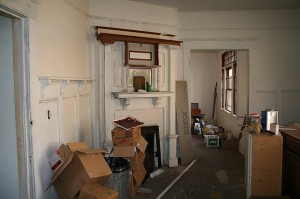 Laughing Sun bungalow dining room before