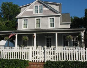 gray-picket-fence-annapolis