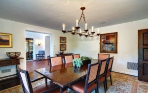 Kelsey Grammer's house-dining room
