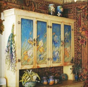 painted hutch in kitchen