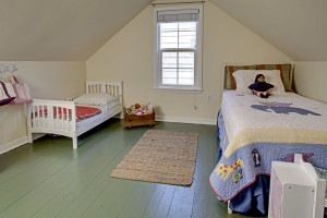 Cape Cod Seattle-child's bedroom