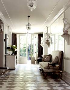 House of Windsor entry hall-Veranda