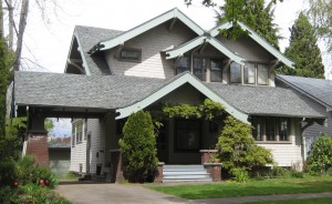 Laurelhurst 1912 Craftsman exterior before reno