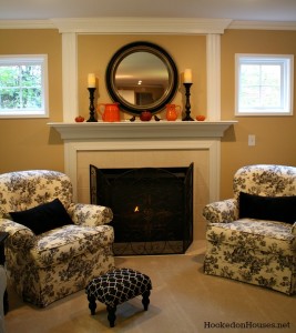 Fall in my Family Room-mantel