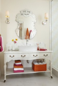 Sarah's House Season 4 bathroom vanity