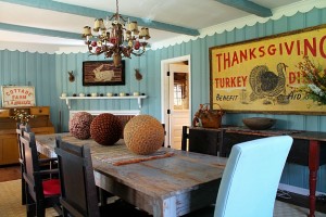 Renita's dining room-Thanksgiving sign