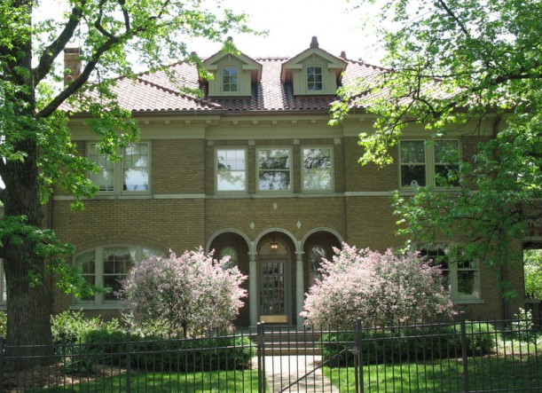 mansion in Avondale