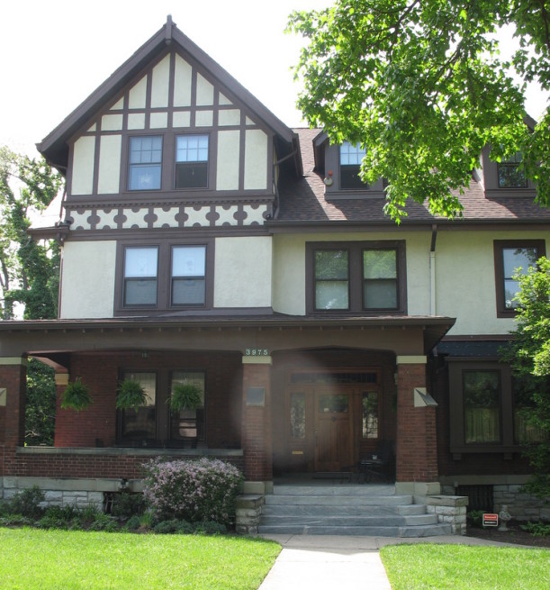 old house in North Avondale