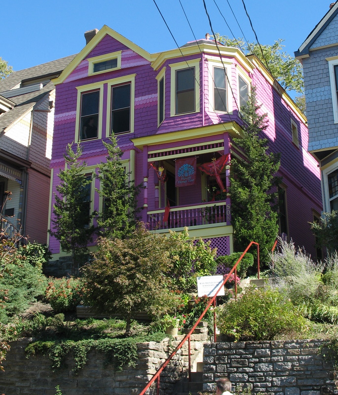 colorful painted house in Columbia Tusculum neighborhood