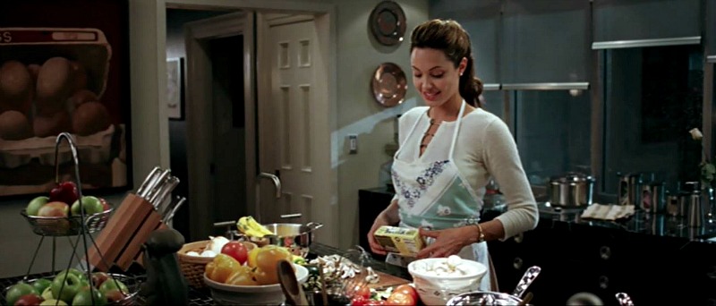 Angelina Jolie Mr & Mrs Smith house kitchen