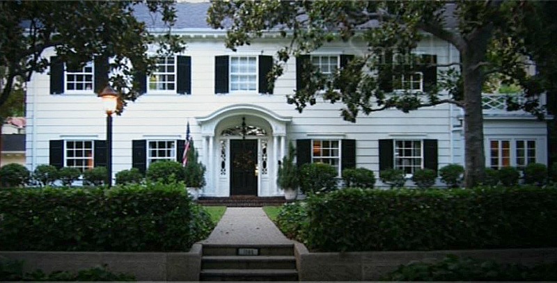 Mr. and Mrs. Smith House 1565 San Pasqual St Pasadena CA