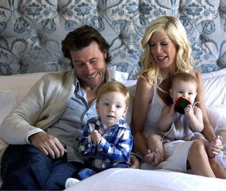 Tori Spelling & Dean McDermott's New House in Encino ...