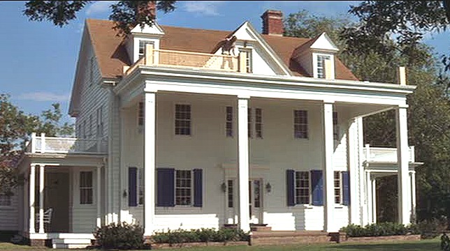 the notebook house tour