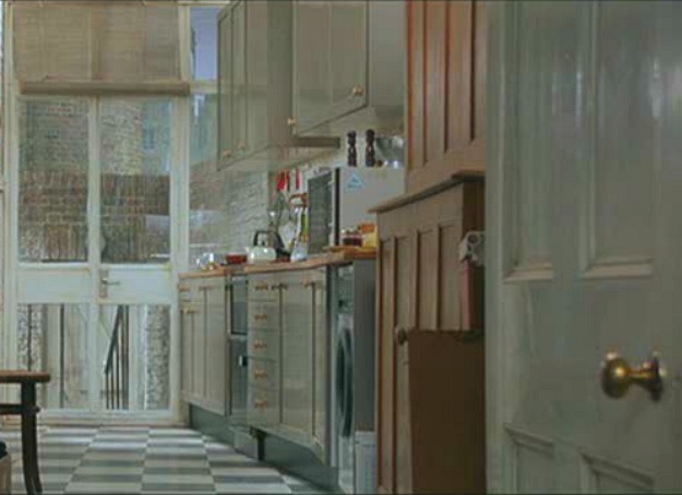 Hugh Grant's flat in Notting Hill movie 2