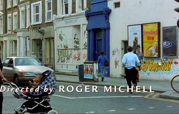 In Notting Hill (1999) the famous house with the blue door was