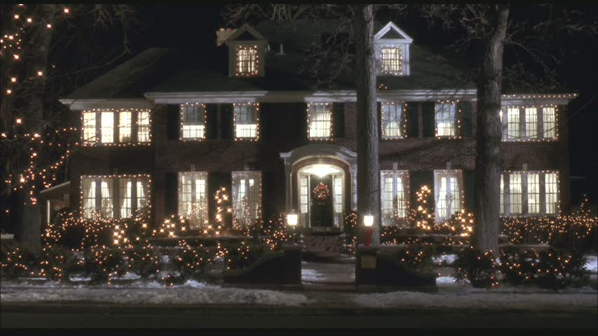 Home Alone house in lights 2 - Hooked on Houses