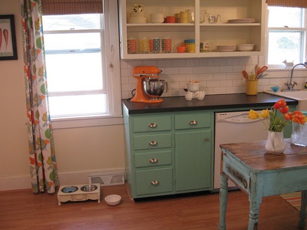 Vintage Sassy kitchen after 6