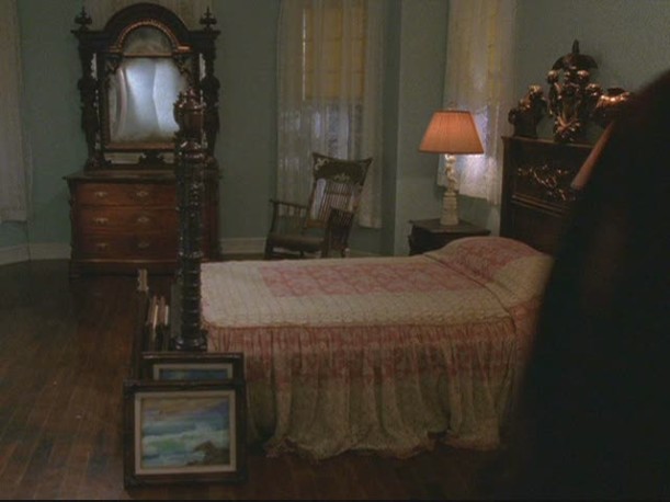 Lorelai\'s bedroom with Luke\'s family heirloom furniture in it