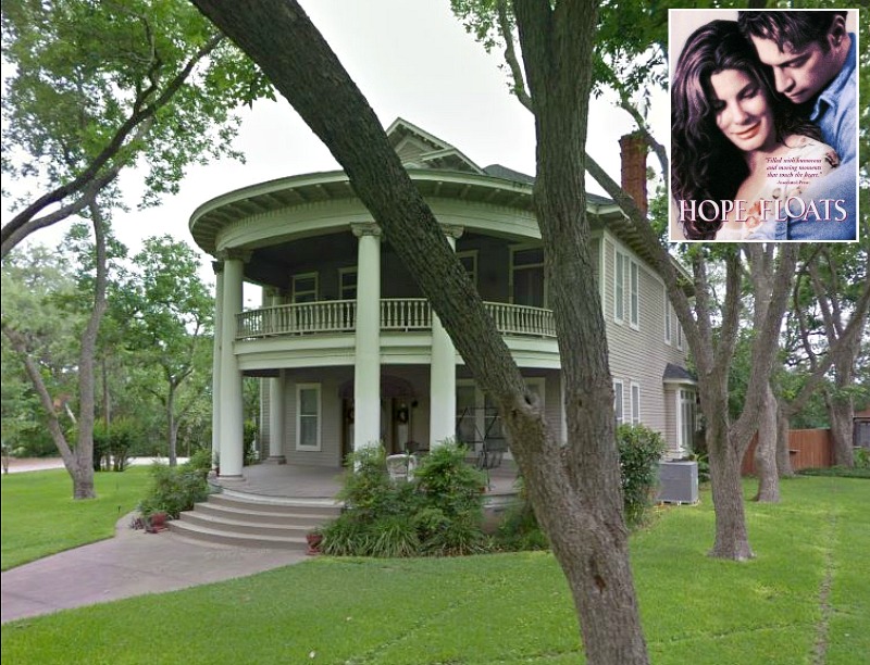 https://hookedonhouses.net/wp-content/uploads/2010/05/Sandra-Bullock-Hope-Floats-Movie-House-Smithville-TX.jpg