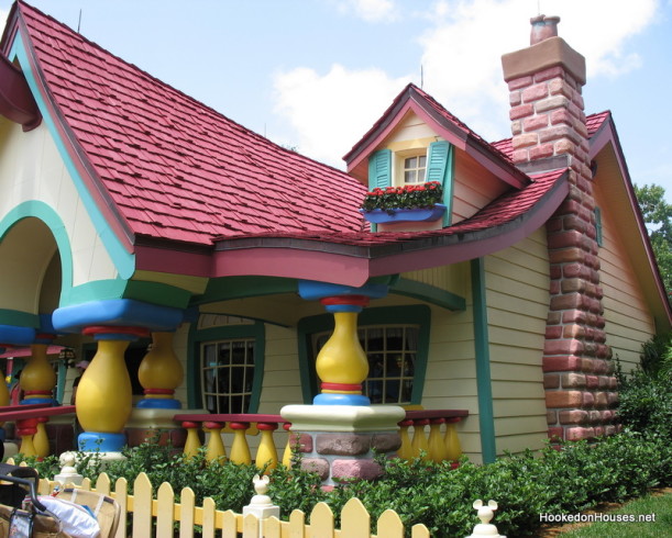 Mickey Mouse's house 1