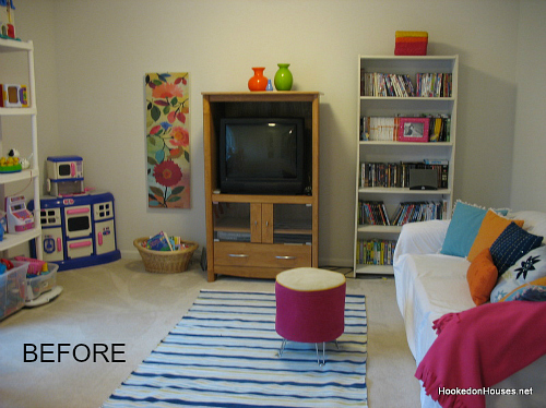 playroom before makeover