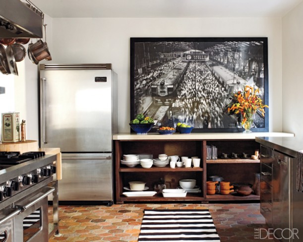 Ellen Pompeo-kitchen in Elle Decor