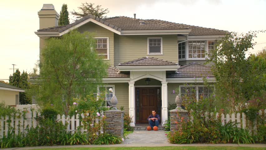 The Dunphy house on Modern Family exterior