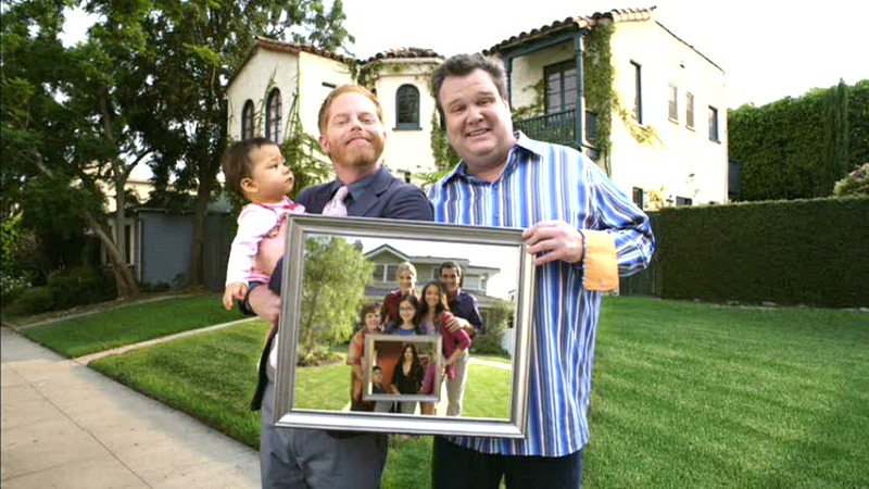 Modern Family Three Funny Families And Their Three Fab Houses