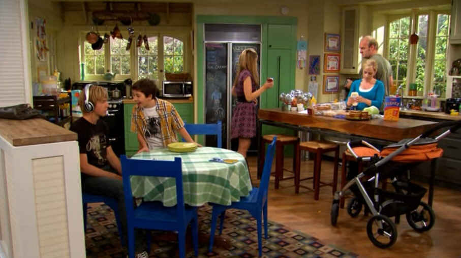 The Duncans Denver Home On Good Luck Charlie Hooked On