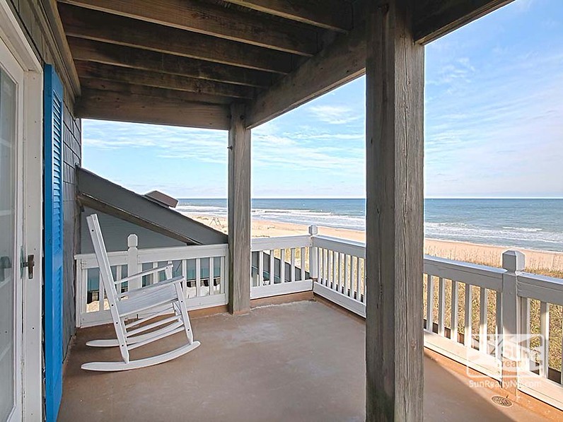 view of the beach from the upper deck