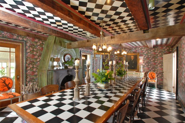 Black And White Checkered Dining Room