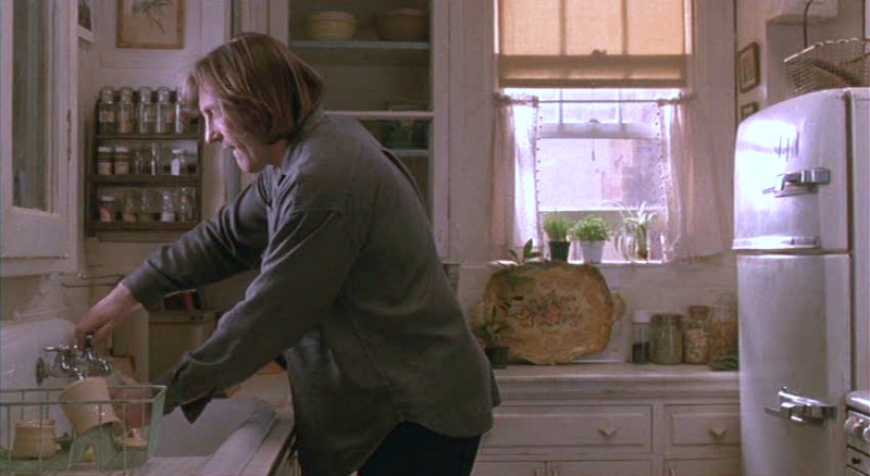 Tiny kitchen in movie Green Card