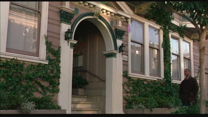 front entry to Just Like Heaven apartment building in San Francisco