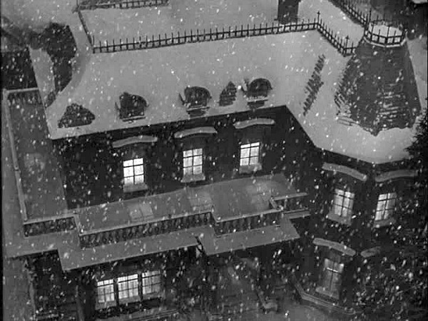 It's a Wonderful Life-Bailey house in the snow