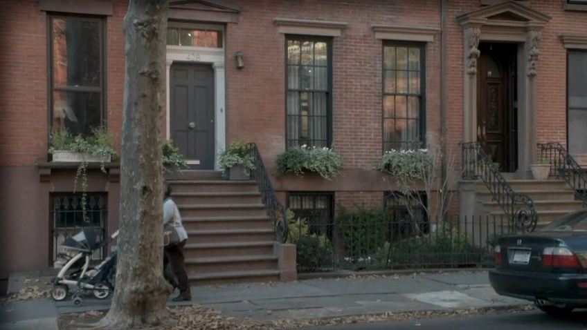 Debra Messing\'s townhouse on Smash