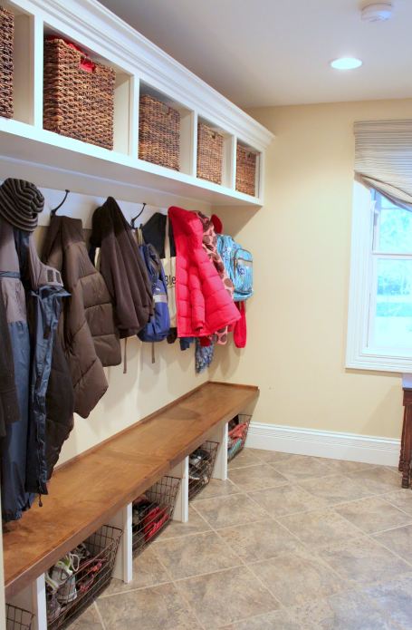 mudroom with bench and cubbies